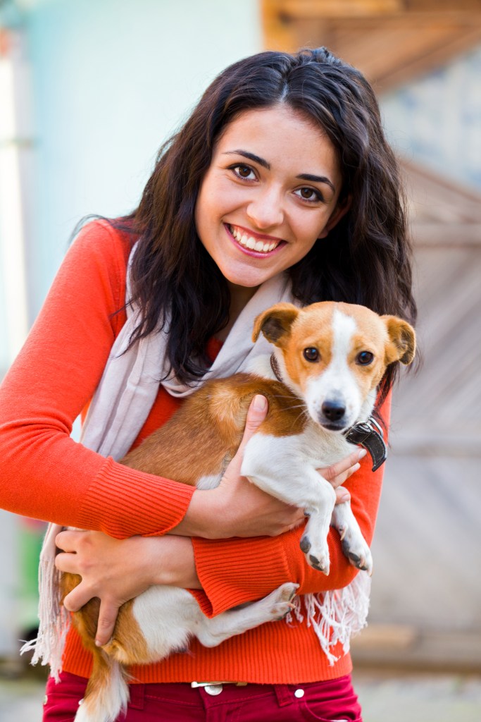 adoptar animales por mujer